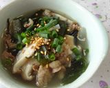 ボリュ～ム満点♪牛肉入りわかめスープ作り方5写真