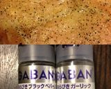 塩こうじで鶏ハム❁粗挽きコショウ風味作り方2写真