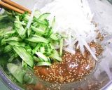 きゅうりと大根のゴマ梅だし和え★簡単作り方3写真