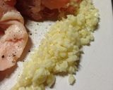チキンとキノコニンニクバター醤油ソテー作り方2写真