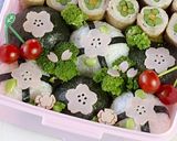 桜見に行楽弁当✿お花のおにぎり✿作り方7写真