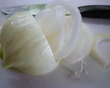 新玉ねぎ　胡麻ドレッシング和え作り方1写真