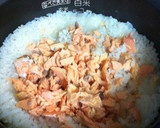 簡単！切り身ごと炊き込む鮭ごはん作り方2写真