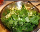 3分でできる!きゅうりと香菜のサラダ作り方2写真
