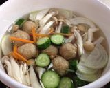 たっぷり野菜と鶏団子の中華スープ♪作り方2写真
