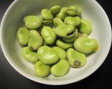 お酒のおつまみに♪そら豆のうにあえ作り方1写真