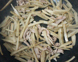 お弁当に便利なごぼうと豚肉炒め作り方8写真