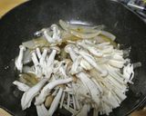 節約&手抜き＾＾新玉ねぎ・きのこ・卵どん作り方4写真
