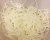 玉ねぎとひじきのヨーグルト和え作り方1写真
