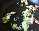 ランチに！ とろ〜りチーズの満腹オムそば作り方1写真