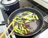 アスパラと豚肉のクコの実薬膳炒め作り方4写真