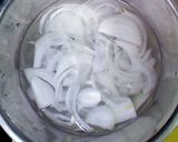 新玉ねぎとハムのサラダ　いかくん入りで作り方1写真