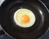目玉焼きdeなんちゃってピザ♪作り方2写真