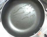 餃子の皮で簡単！ハムとチーズの包み焼き♪作り方7写真