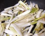 春の香り♪山うどのきんぴら作り方1写真