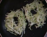 目玉焼き with キャベツ作り方1写真