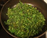 ご飯のお供に☆大根の葉　胡麻醤油炒め作り方3写真