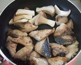 さっぱり美味☆ブリとエリンギの黒酢炒め♪作り方5写真