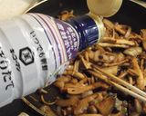 シンプルに！キノコと新玉ねぎの醤油炒め作り方4写真