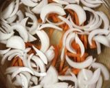 簡単☆冷凍餃子で☆野菜たっぷり餃子スープ作り方4写真