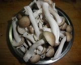 シメジとほうれん草のスープ作り方1写真