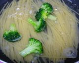 トマトとウインナーのクリームパスタ☆作り方2写真