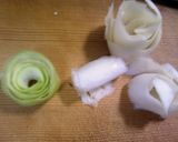 飾り切り☆大根の皮de白薔薇作り方7写真