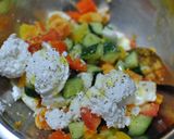 きゅうりと彩野菜のコロコロ卵チーズサラダ作り方4写真