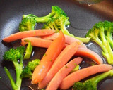 お弁当のおかずにも☆オイスターソース炒め作り方3写真