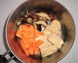 丁子麩と干ししいたけと人参の含め煮作り方3写真