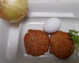 さつま揚げ入り玉子丼・貝割れ大根のせ作り方1写真
