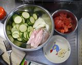 ズッキーニとトマトのスープスパ。作り方1写真