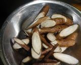 ごぼうとこんにゃくのピリ辛煮作り方1写真