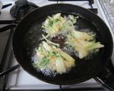 新玉ねぎ＆三つ葉＆干しエビのかき揚げ♪作り方3写真