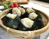 お弁当にも朝食にも!梅おかかおにぎり♬作り方8写真