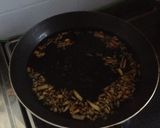 手巻き寿司や丼に♪牛肉のしぐれ煮作り方1写真
