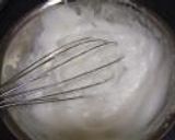泡立て器で作るメレンゲ作り方4写真