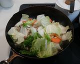 鶏がらジューシー焼きうどん作り方3写真