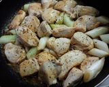 鶏むね肉とネギの炒め物作り方7写真
