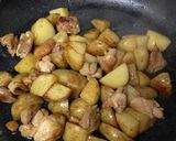 メインおかずに！新じゃがいもの照り煮作り方4写真
