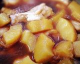お玉で計量!鶏手羽のパイン煮作り方4写真