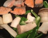 サーモンとエリンギの味噌炒め作り方3写真