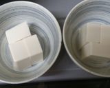 冷奴ｶﾘｶﾘじゃことｼｬｷｼｬｷ茗荷乗せ作り方1写真