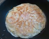簡単おつまみ☆餃子の皮でハムチー挟み焼き作り方5写真