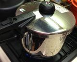 ポトフの牛スネ肉を塩麹と圧力鍋でホロッと作り方6写真