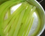 ふきの塩炒め作り方1写真