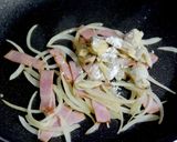 焼そばで仕上げる！アサリのクリームパスタ作り方1写真