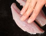 白身魚のポワレ　ドライトマトのソース添え作り方9写真