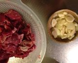 我が家の母の味。牛スジ醤油煮込み。作り方1写真