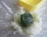 簡単離乳食４　お湯かけおにぎり作り方1写真